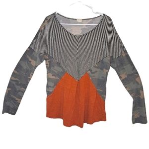 Lovely Melody Color Block Drop Shoulder Camo Stripes Long Sleeve Tee Size XL
